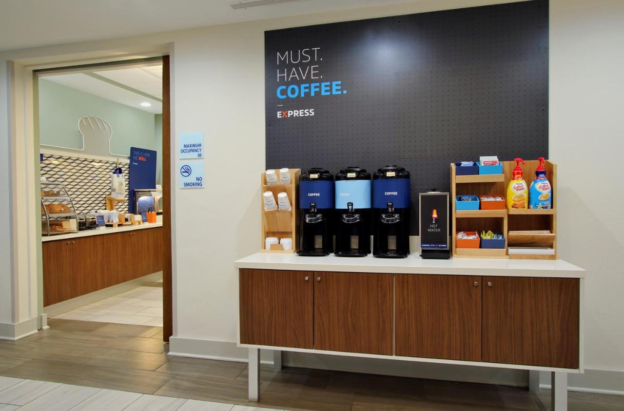 Holiday Inn Express & Suites Nevada By Ihg Εξωτερικό φωτογραφία