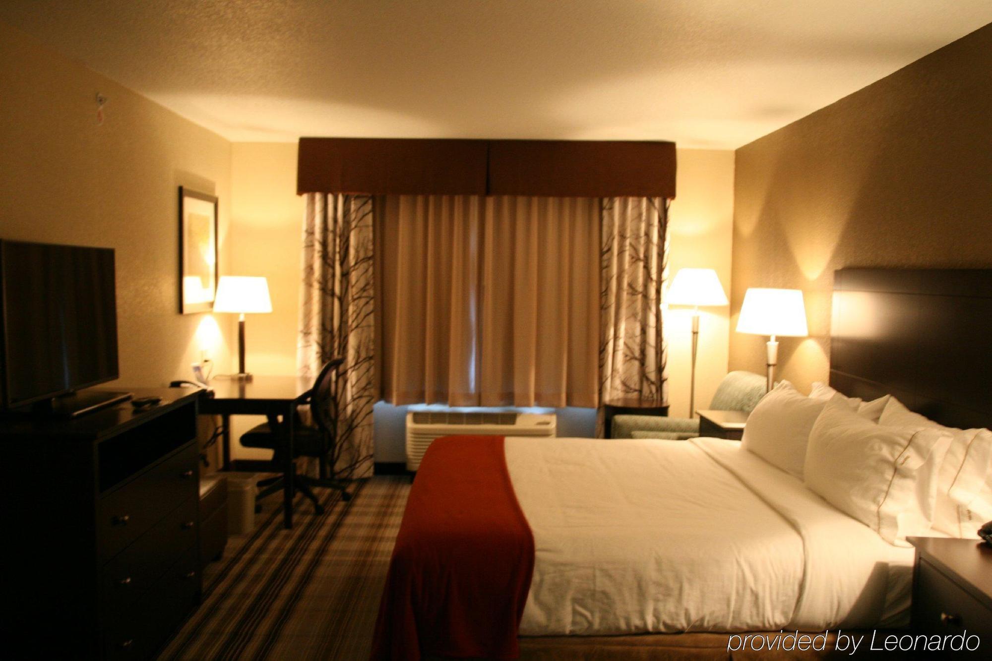 Holiday Inn Express & Suites Nevada By Ihg Εξωτερικό φωτογραφία