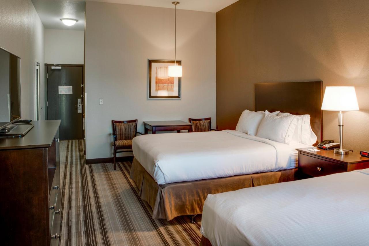 Holiday Inn Express & Suites Nevada By Ihg Εξωτερικό φωτογραφία