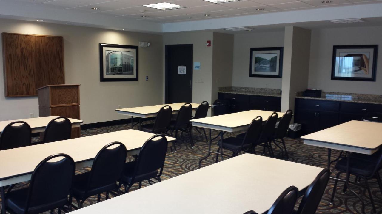 Holiday Inn Express & Suites Nevada By Ihg Εξωτερικό φωτογραφία